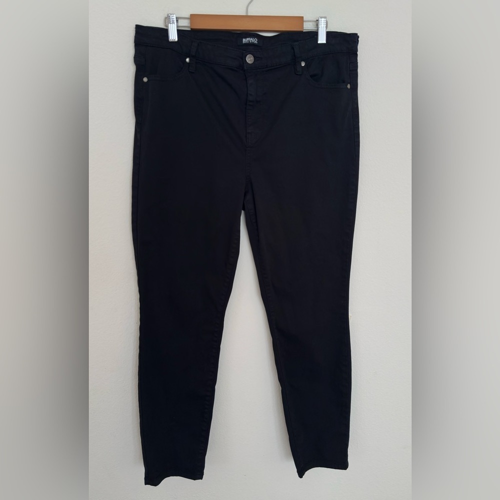 Buffalo David Bitton Women's Black Skinny Jeans - Picture 3 of 13